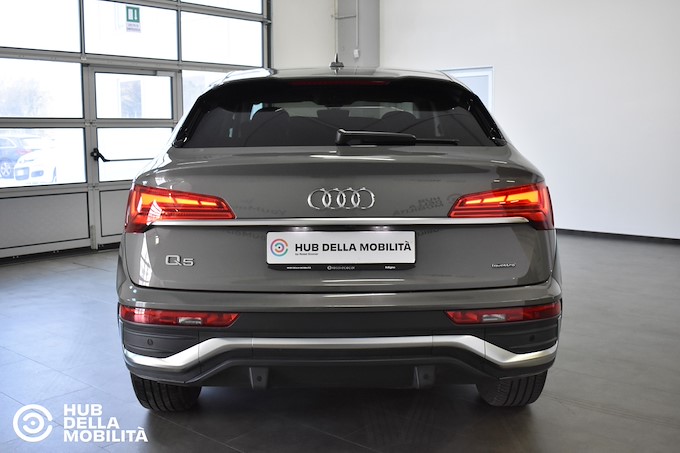 AUDI Q5 SPB 40 TDI quattro S tronic S line